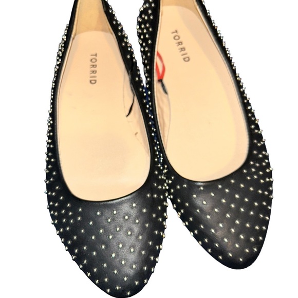 Torrid black silver studded ballet flats shoes size 9 - Picture 2 of 5